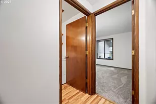 312 Hunington Ave, Eugene, OR 97405 - Photo 24