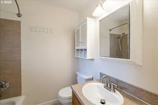 1012 S Water St, Silverton, OR 97381 - Photo 22