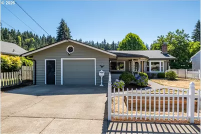 1012 S Water St, Silverton, OR 97381 - Photo 1