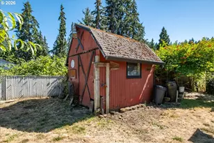 1012 S Water St, Silverton, OR 97381 - Photo 38