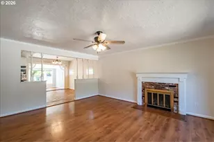 1012 S Water St, Silverton, OR 97381 - Photo 10