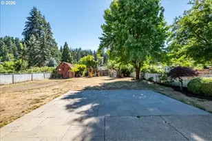 1012 S Water St, Silverton, OR 97381 - Photo 32