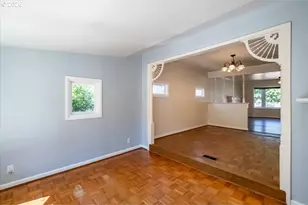 1012 S Water St, Silverton, OR 97381 - Photo 14