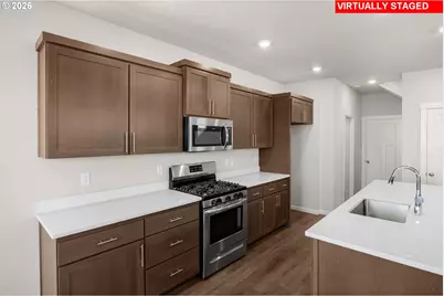9150 SW Vermillion Dr, Tualatin, OR 97062 - Photo 8