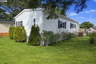 955 NE Mill St, Waldport, OR 97394 - Photo 4