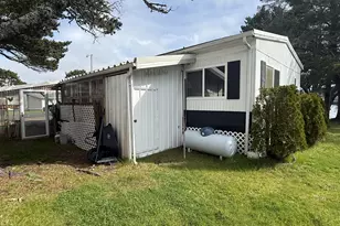 955 NE Mill St, Waldport, OR 97394 - Photo 32