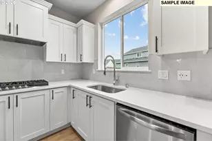 941 NE Sagebrush Dr, Estacada, OR 97023 - Photo 8