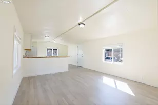 2031 NE Kennedy Circle, Keizer, OR 97303 - Photo 4