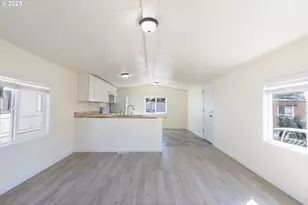 2031 NE Kennedy Circle, Keizer, OR 97303 - Photo 6