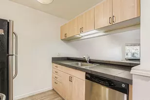 1535 SW Clay St, Portland, OR 97201 - Photo 6