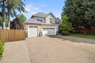 1088 Dollar St, West Linn, OR 97068 - Photo 2