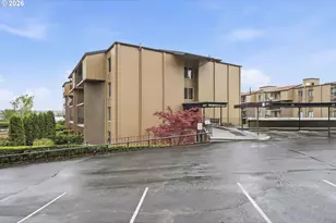 5585 E Evergreen Blvd, Vancouver, WA 98661 - Photo 2