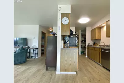 713 Pioneer Rd, Brookings, OR 97415 - Photo 4