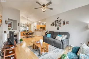 4555 Summerlinn Way, West Linn, OR 97068 - Photo 6