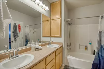 4555 Summerlinn Way, West Linn, OR 97068 - Photo 16