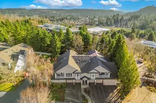 4555 Summerlinn Way, West Linn, OR 97068 - Photo 4