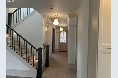 2077 5th Ave, West Linn, OR 97068 - Photo 4