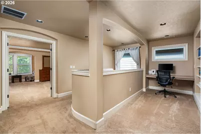 581 NW Cambray Pl, Beaverton, OR 97006 - Photo 32