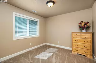 581 NW Cambray Pl, Beaverton, OR 97006 - Photo 40