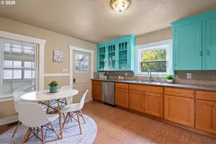 9111 SE Lincoln St, Portland, OR 97216 - Photo 6