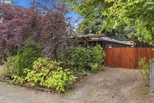 21637 SE Ash St, Gresham, OR 97030 - Photo 18