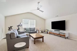 16185 NW Liberty St, Portland, OR 97229 - Photo 22