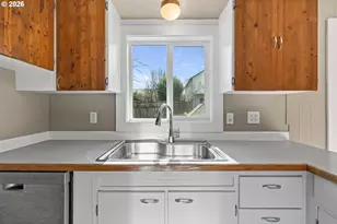 6160 SE Frances St, Hillsboro, OR 97123 - Photo 12