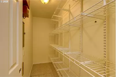 1117 SE 135th Ave, Portland, OR 97233 - Photo 16