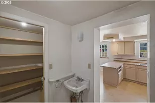 1290 Riggs Hill Rd, Sweet Home, OR 97386 - Photo 18