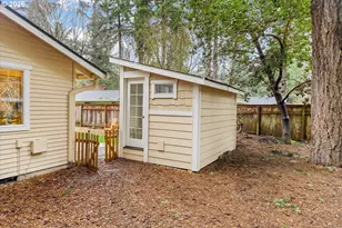 5271 Chinook Ct, Lake Oswego, OR 97035 - Photo 28