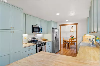 5271 Chinook Ct, Lake Oswego, OR 97035 - Photo 16