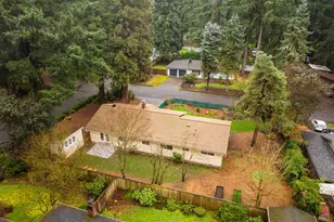 5271 Chinook Ct, Lake Oswego, OR 97035 - Photo 32