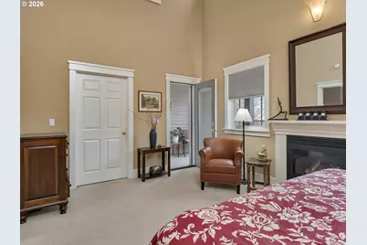 210 NE 5th St, Gresham, OR 97030 - Photo 22