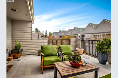 210 NE 5th St, Gresham, OR 97030 - Photo 32