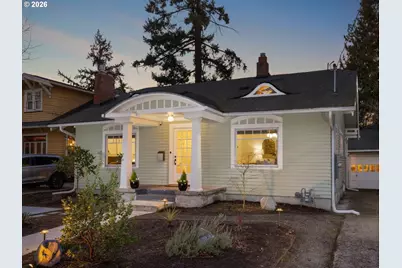 4203 NE 32nd Pl, Portland, OR 97211 - Photo 2