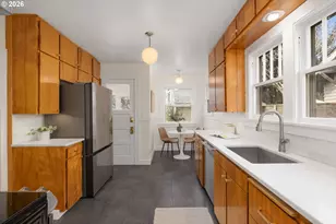 4203 NE 32nd Pl, Portland, OR 97211 - Photo 12