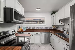 1343 Piedmont St, Springfield, OR 97477 - Photo 6