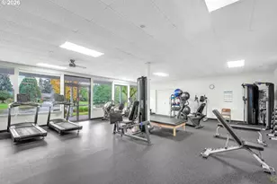 10820 SW Meadowbrook Dr, Portland, OR 97224 - Photo 40