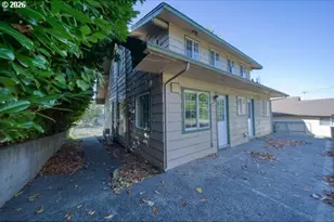 1090 Fir Ave, Reedsport, OR 97467 - Photo 38
