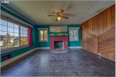 1090 Fir Ave, Reedsport, OR 97467 - Photo 4