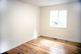 15236 SE Kelly St, Portland, OR 97236 - Photo 4