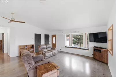 30920 Berlin Rd, Lebanon, OR 97355 - Photo 8