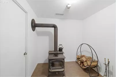 30920 Berlin Rd, Lebanon, OR 97355 - Photo 24