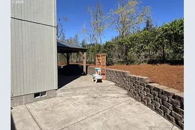 6074 Pebble Ct, Springfield, OR 97478 - Photo 40