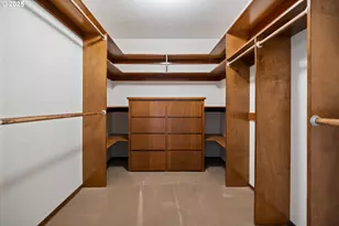 19305 NW Athena Pl, Portland, OR 97229 - Photo 18