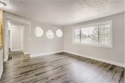 19160 Clairmont Way, Oregon City, OR 97045 - Photo 6