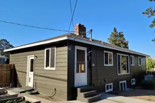 1820 Jefferson St, The Dalles, OR 97058 - Photo 2