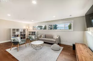 860 Skyland Dr, Lake Oswego, OR 97034 - Photo 36