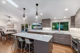 860 Skyland Dr, Lake Oswego, OR 97034 - Photo 18