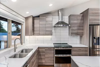 860 Skyland Dr, Lake Oswego, OR 97034 - Photo 20